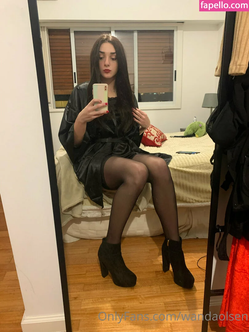 wandaolsen Onlyfans Photo Gallery 