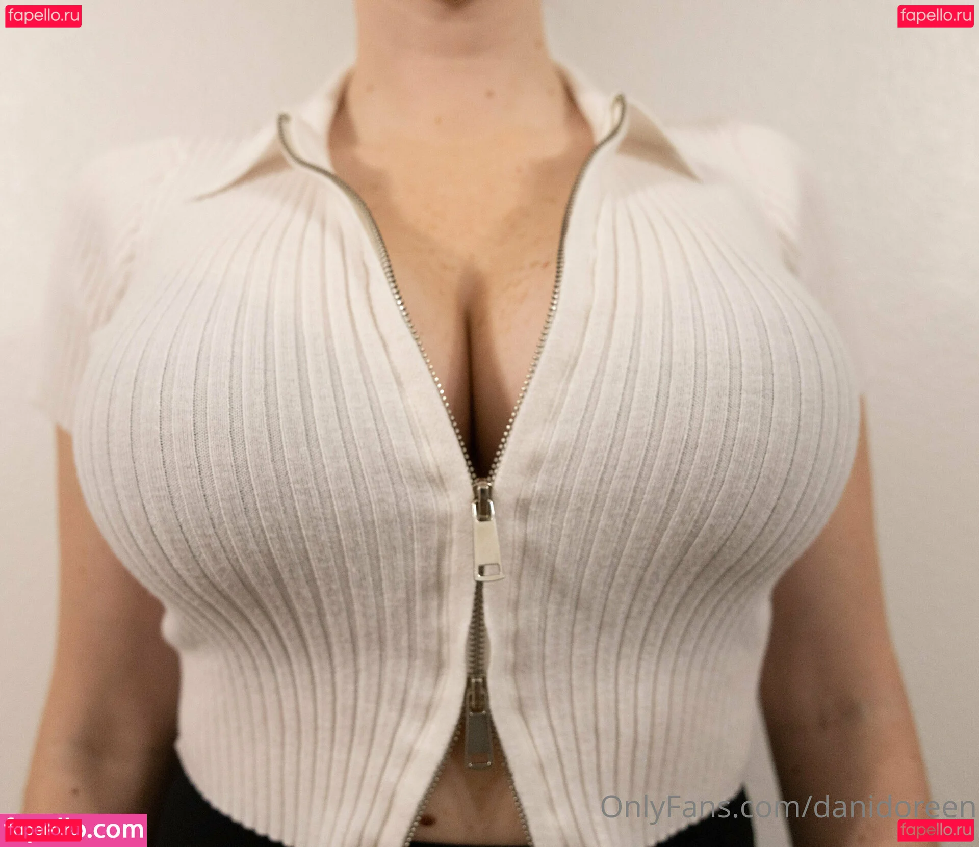 danidoreen Onlyfans Photo Gallery 