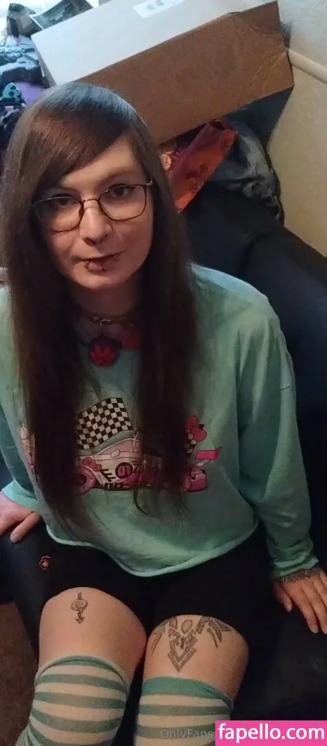 silentfoxowo Onlyfans Photo Gallery 