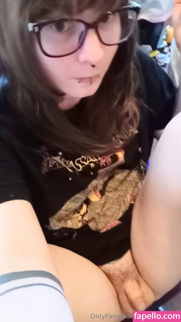 silentfoxowo Onlyfans Photo Gallery 