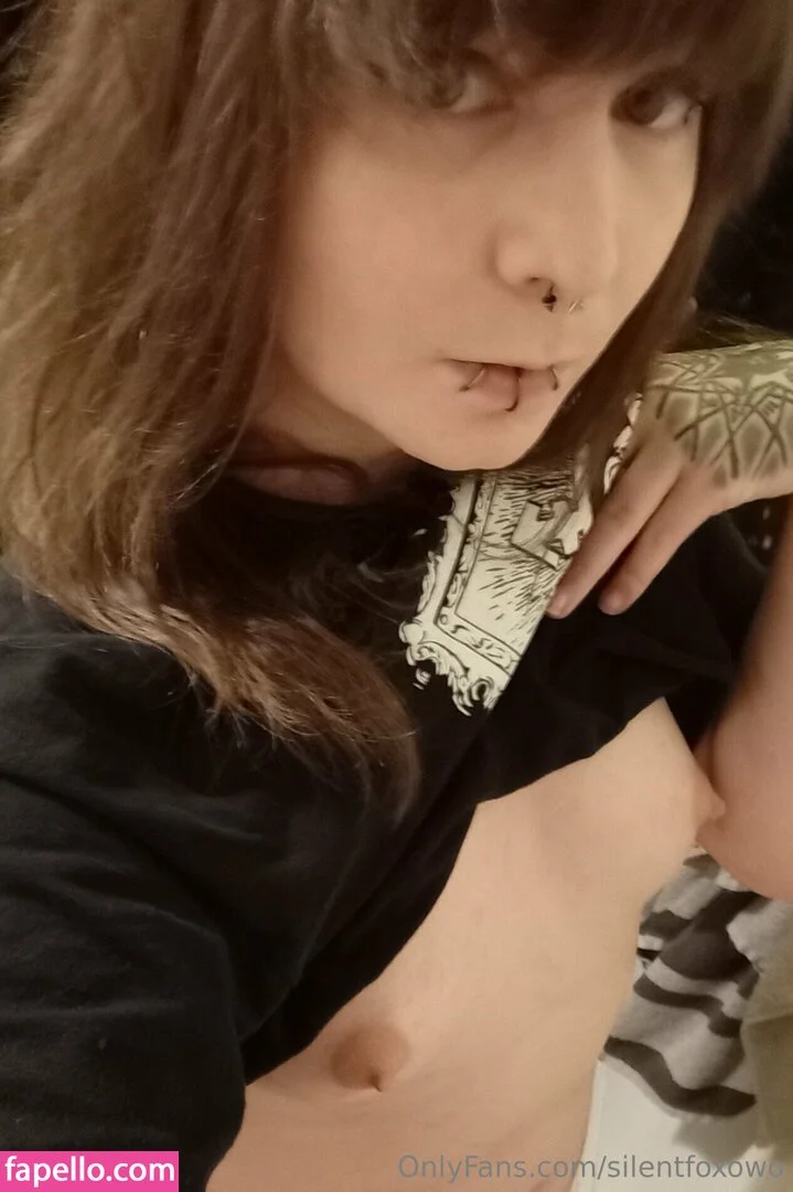 silentfoxowo Onlyfans Photo Gallery 