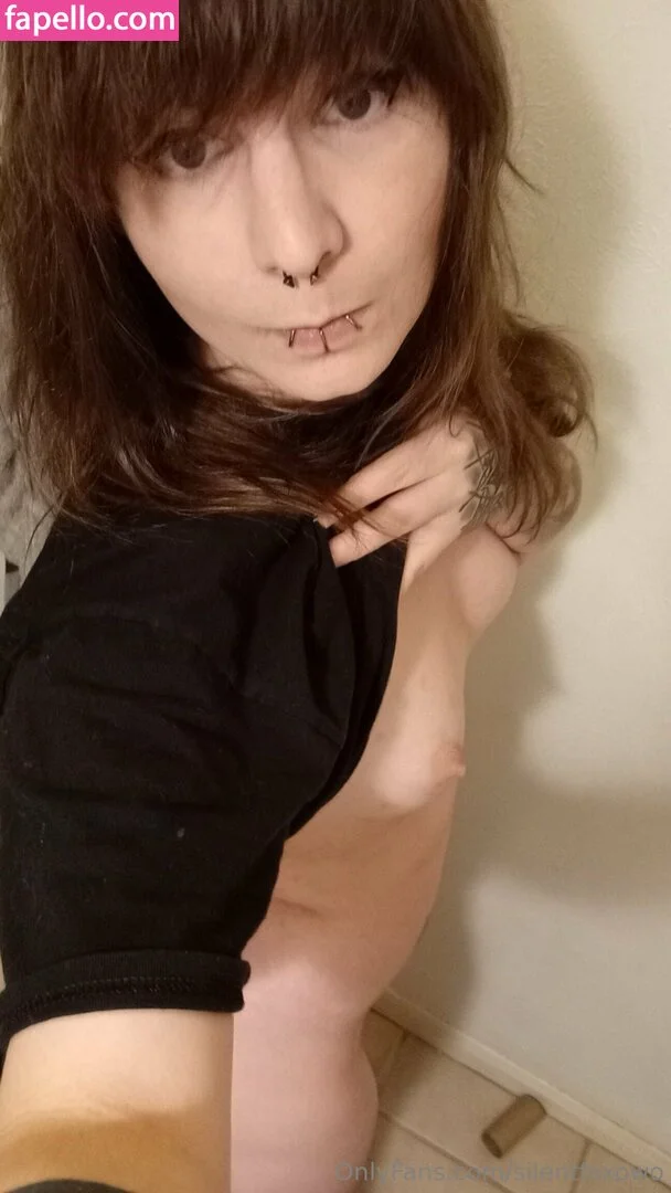 silentfoxowo Onlyfans Photo Gallery 