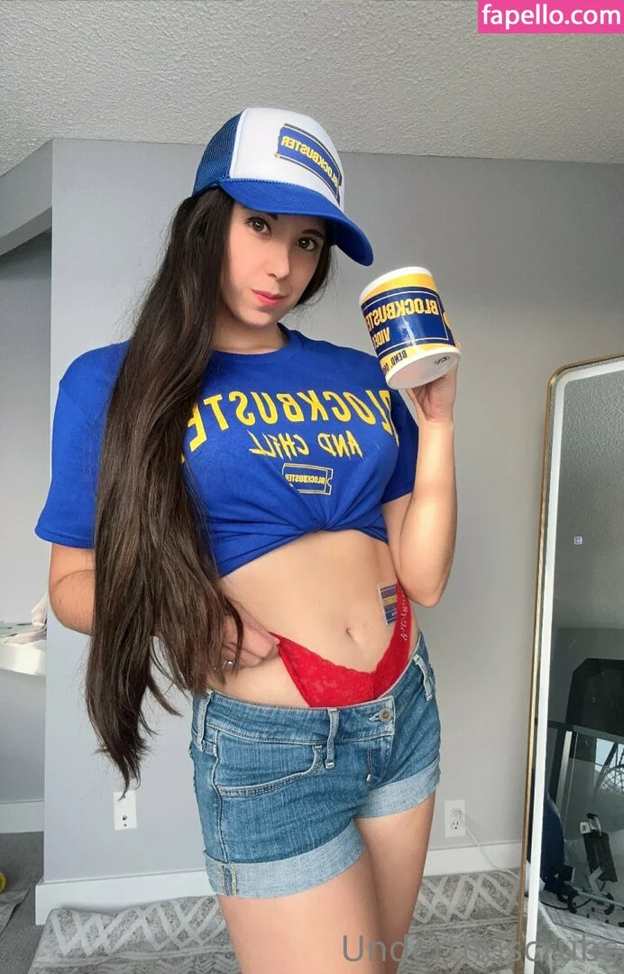 underthescrubs Onlyfans Photo Gallery 