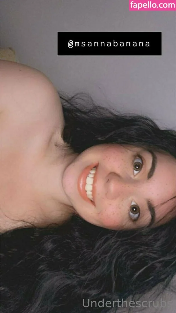 underthescrubs Onlyfans Photo Gallery 