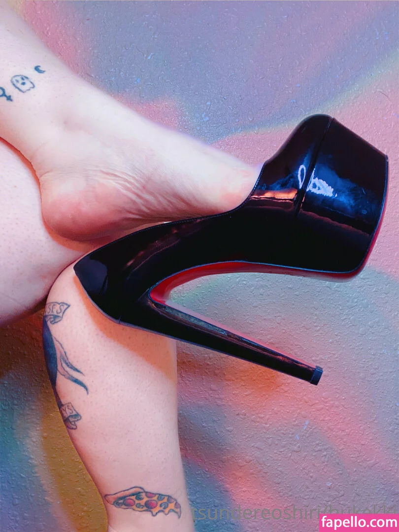 bukekki Onlyfans Photo Gallery 