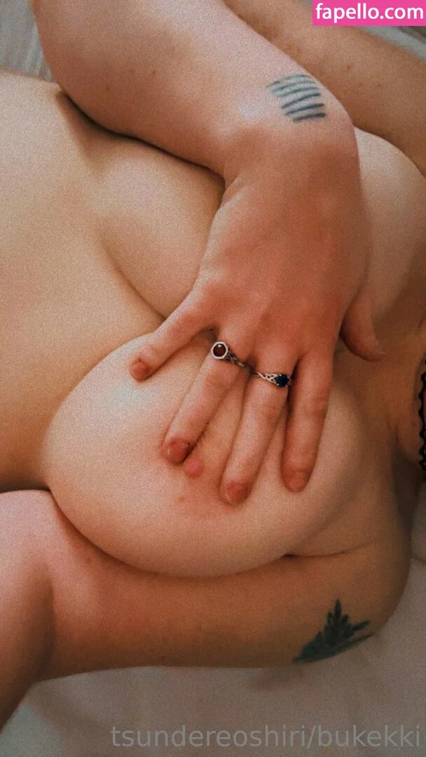 bukekki Onlyfans Photo Gallery 