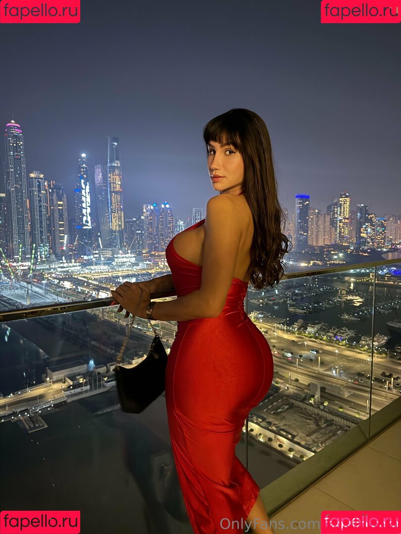 agathalira Onlyfans Photo Gallery 