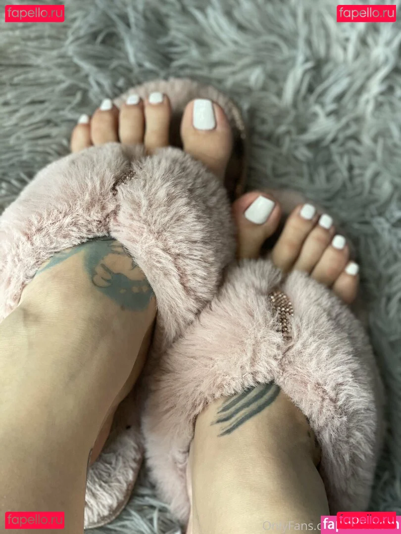 servingfet Onlyfans Photo Gallery 