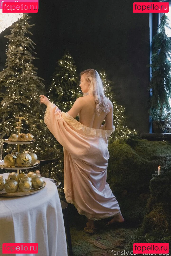 Allotrop Onlyfans Photo Gallery 