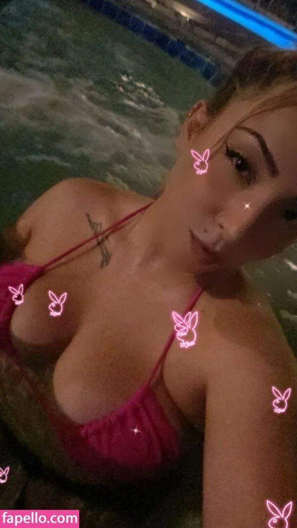 Karen Zatarain Onlyfans Photo Gallery 