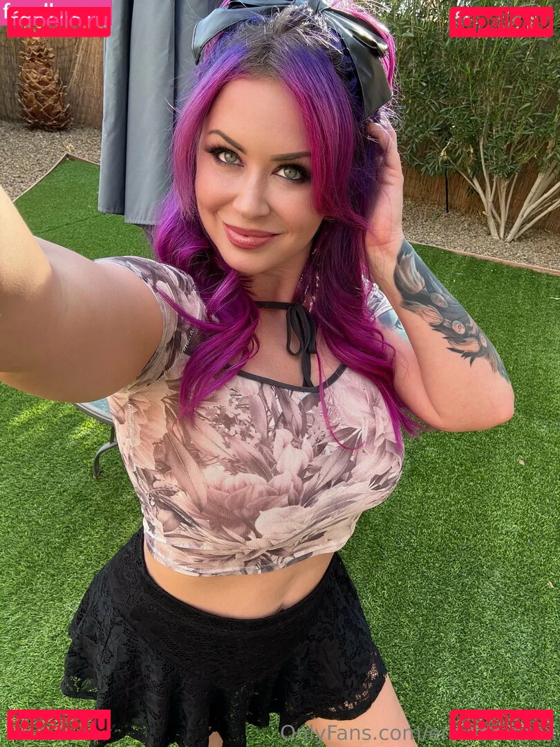 emiaddisonx Onlyfans Photo Gallery 