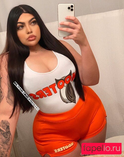 KatEstrada Onlyfans Photo Gallery 