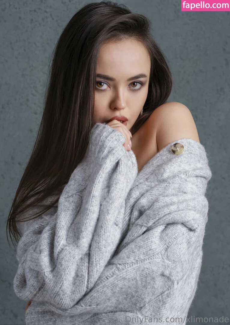 xlimonade Onlyfans Photo Gallery 