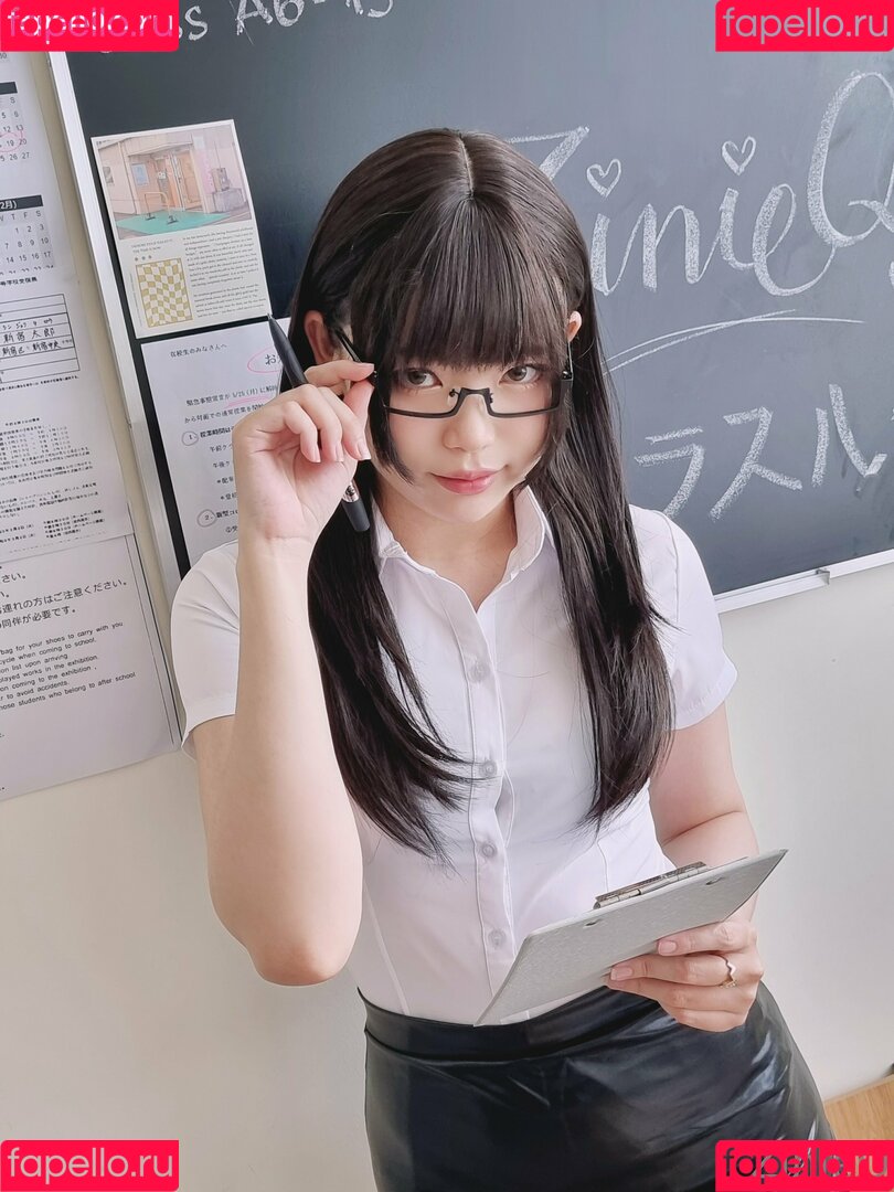 zinie Onlyfans Photo Gallery 