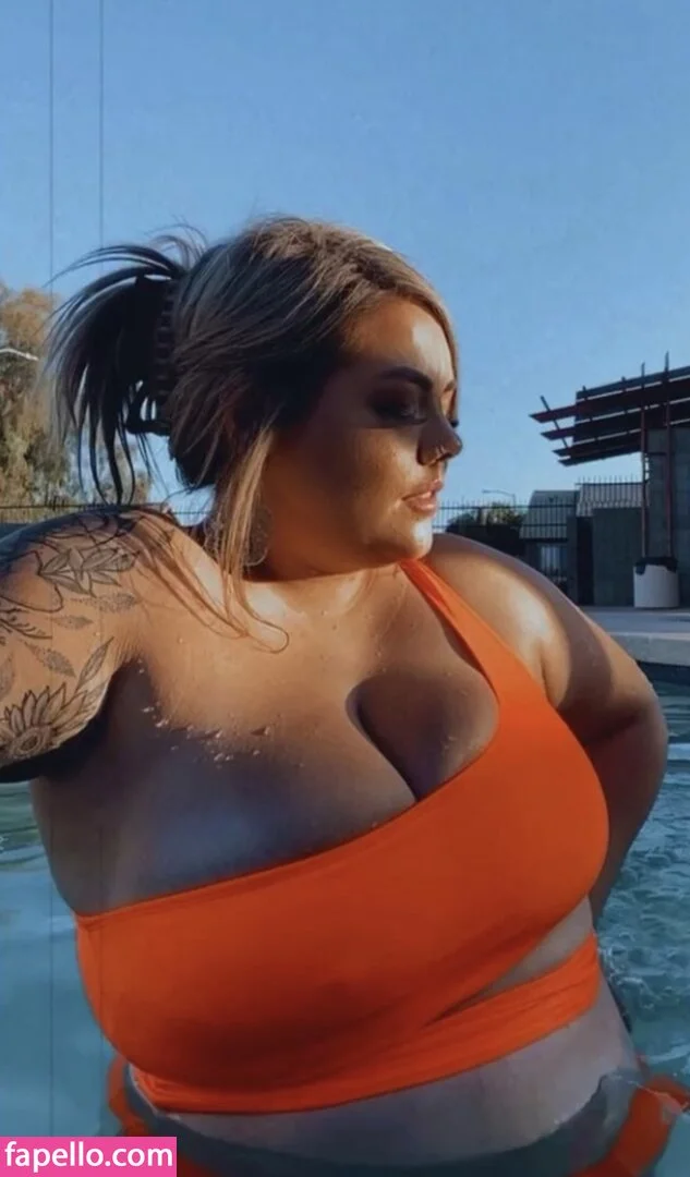 Lilly M Onlyfans Photo Gallery 