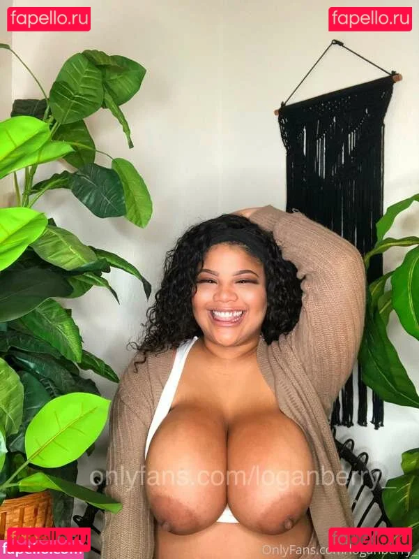 Gabrielle Logan Onlyfans Photo Gallery 