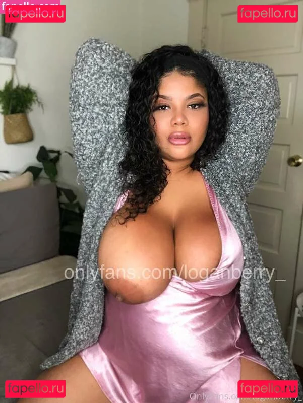 Gabrielle Logan Onlyfans Photo Gallery 