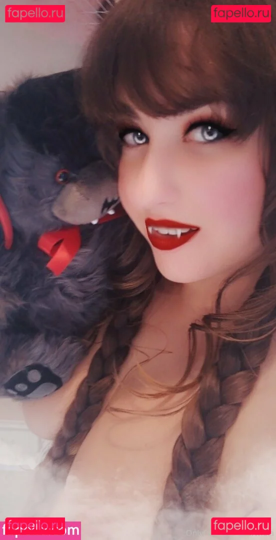 NSFWLeia Onlyfans Photo Gallery 