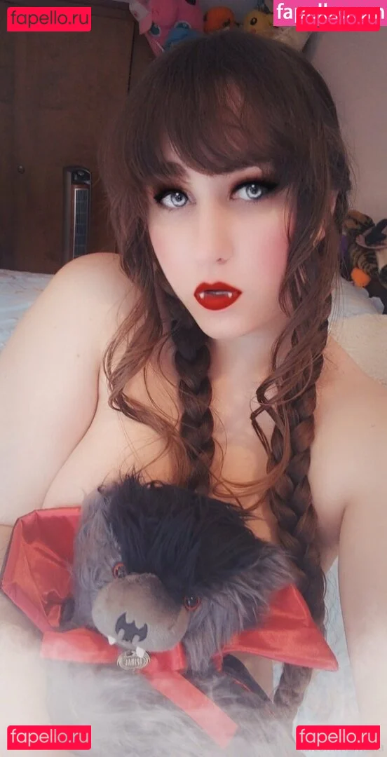 NSFWLeia Onlyfans Photo Gallery 