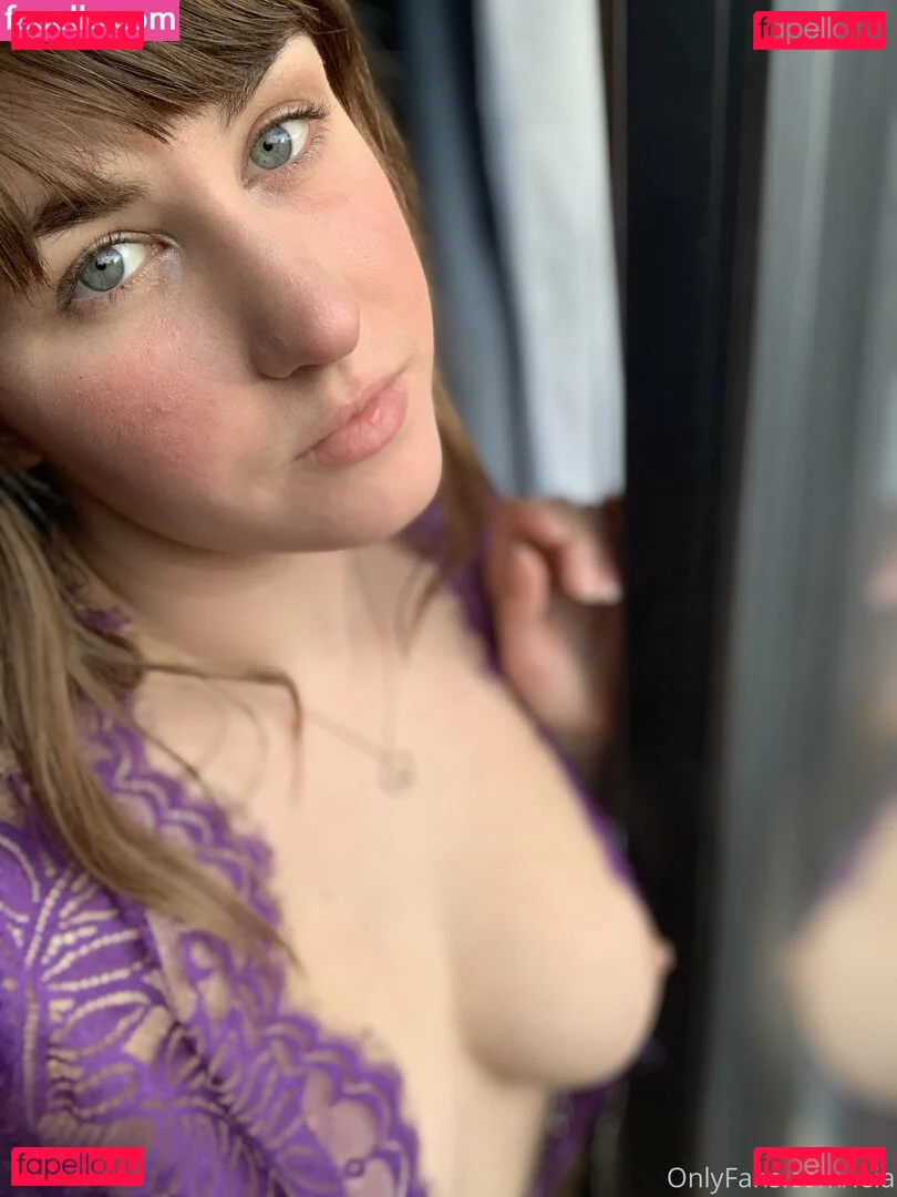 NSFWLeia Onlyfans Photo Gallery 