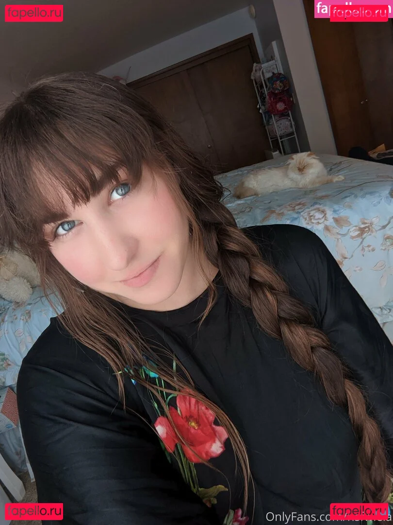 NSFWLeia Onlyfans Photo Gallery 