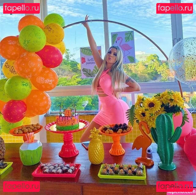 Larissa Rovetta Onlyfans Photo Gallery 