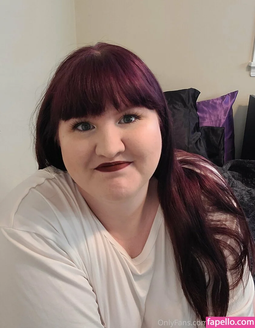 thictyphbbw Onlyfans Photo Gallery 