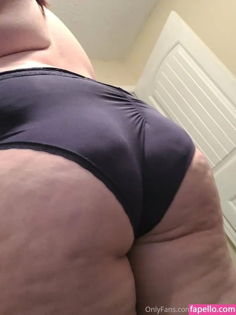 thictyphbbw Onlyfans Photo Gallery 