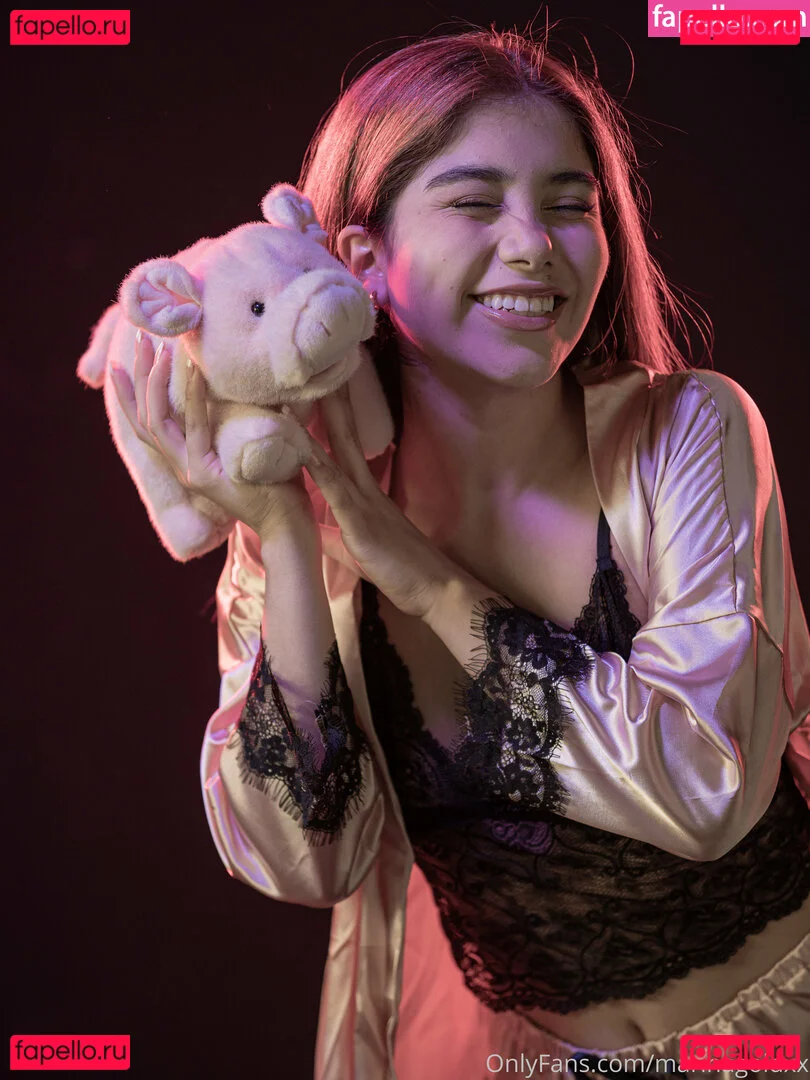 marinateen Onlyfans Photo Gallery 