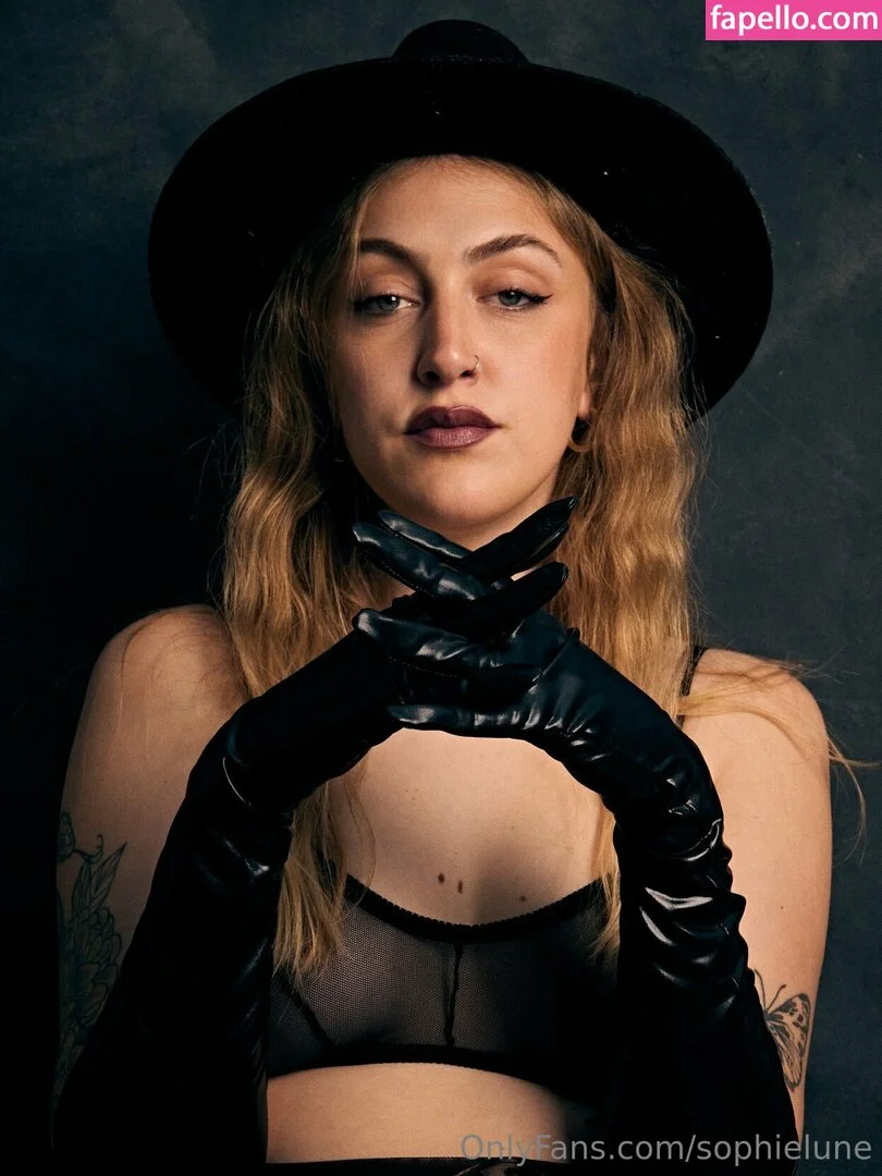 sophielune Onlyfans Photo Gallery 