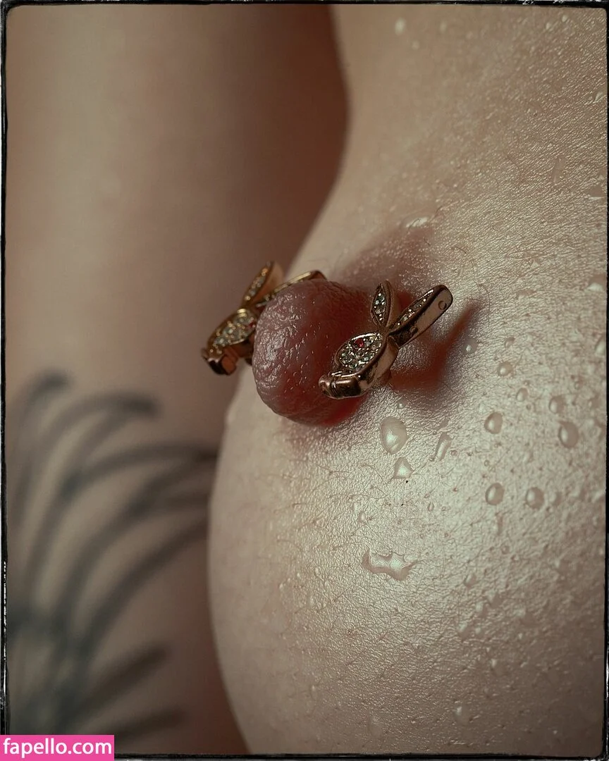 AsiaLily Onlyfans Photo Gallery 