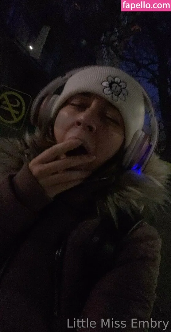 littlemissembry Onlyfans Photo Gallery 