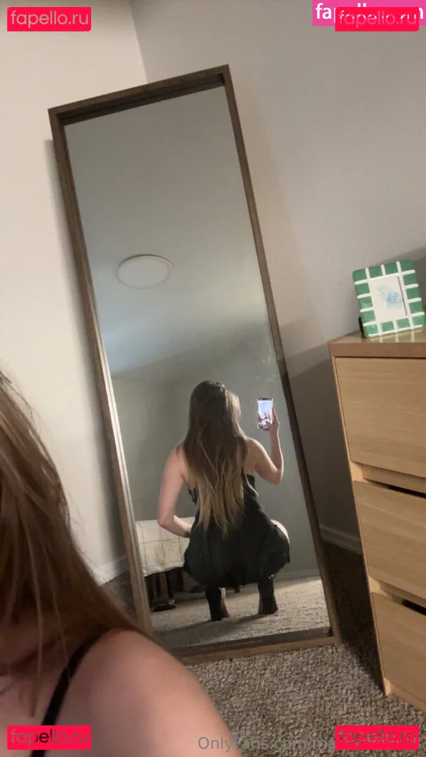 mariacheer18 Onlyfans Photo Gallery 