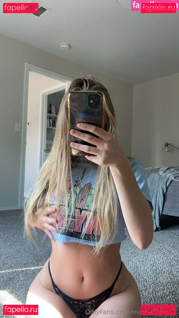 mariacheer18 Onlyfans Photo Gallery 