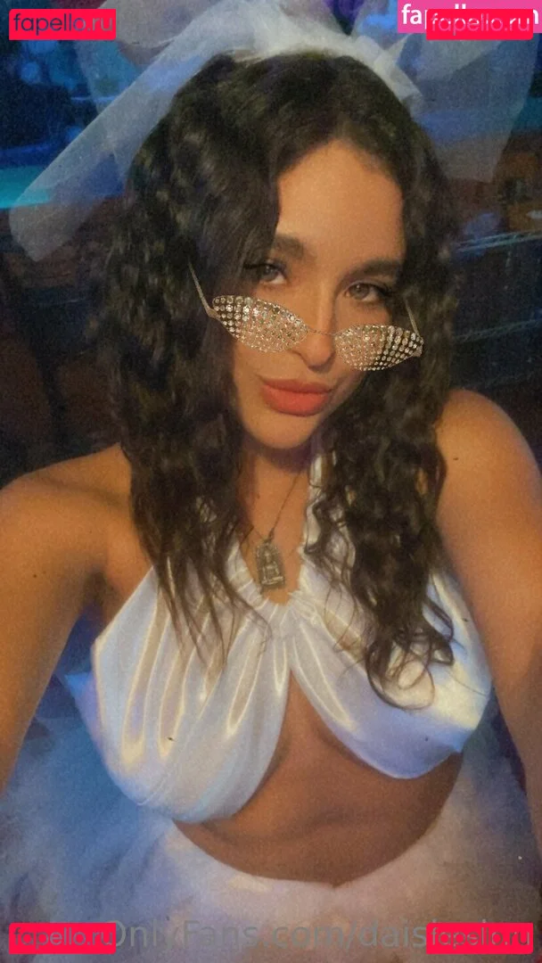 daisiesinn Onlyfans Photo Gallery 