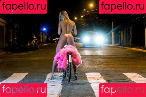 Aline Hirth Onlyfans Photo Gallery 