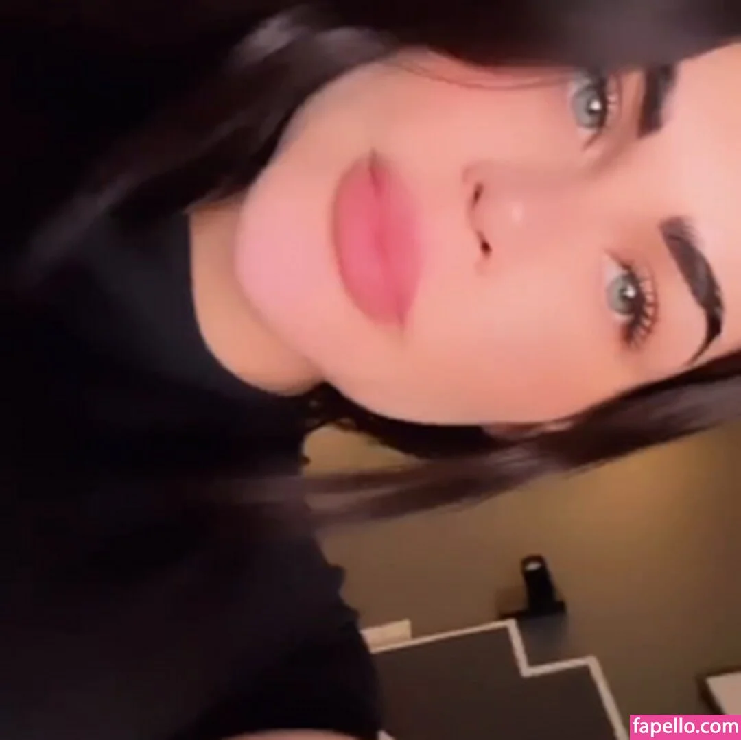 Tais Lambertini Onlyfans Photo Gallery 