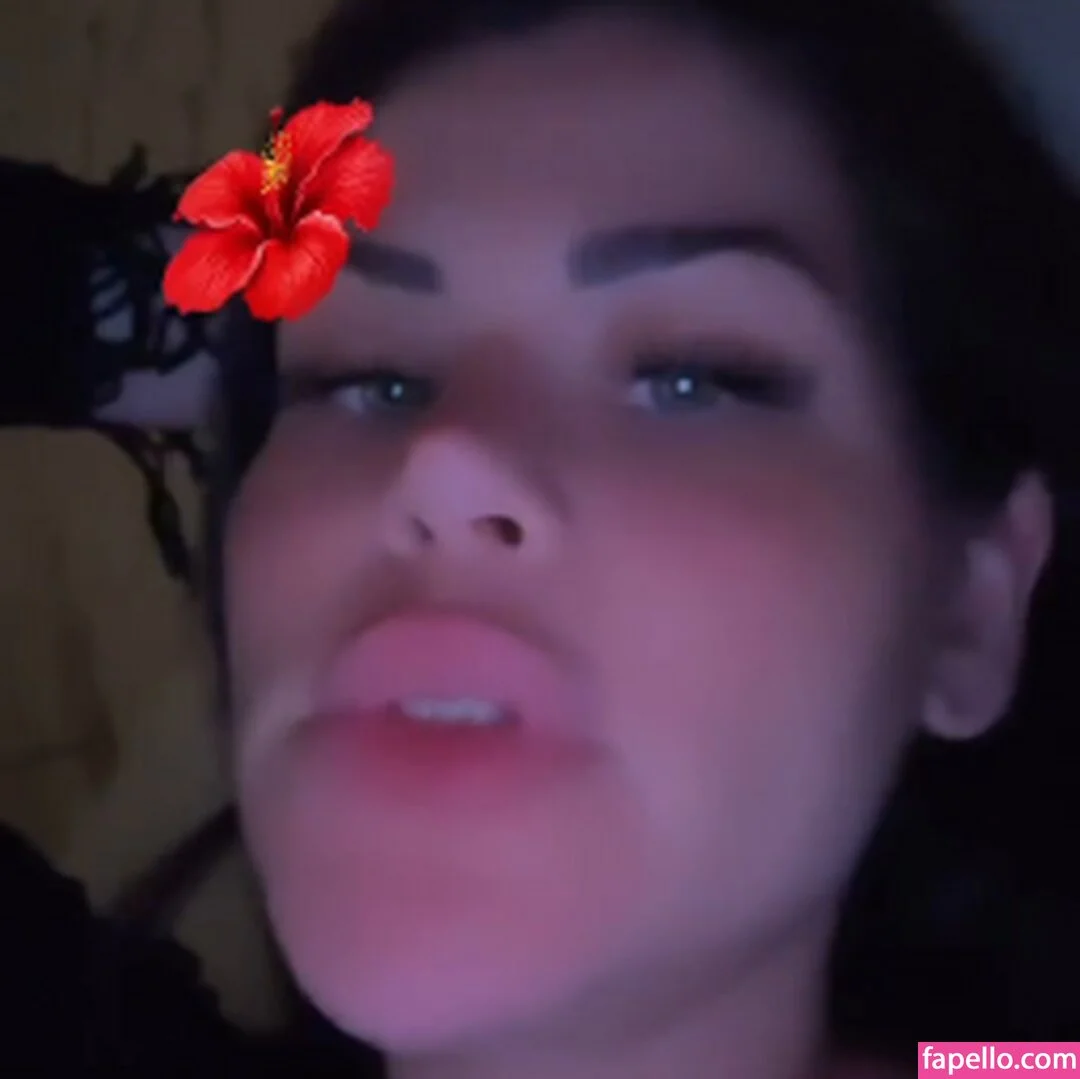 Tais Lambertini Onlyfans Photo Gallery 