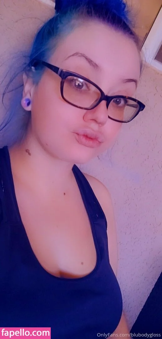 blubodygloss Onlyfans Photo Gallery 