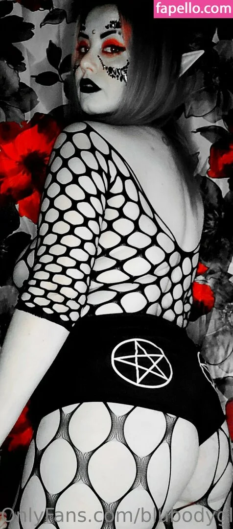 blubodygloss Onlyfans Photo Gallery 