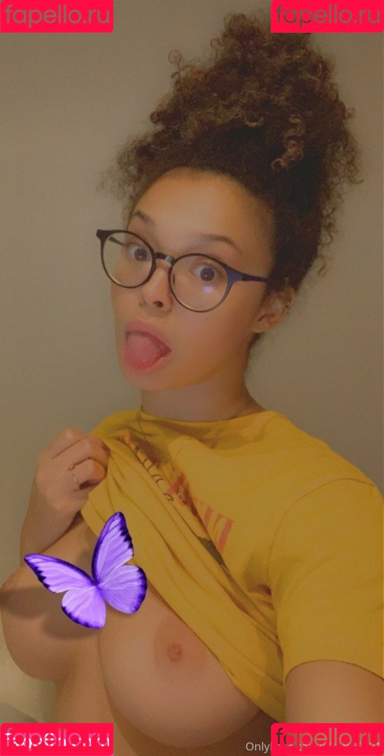 AmberXXX Onlyfans Photo Gallery 