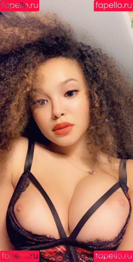 AmberXXX Onlyfans Photo Gallery 