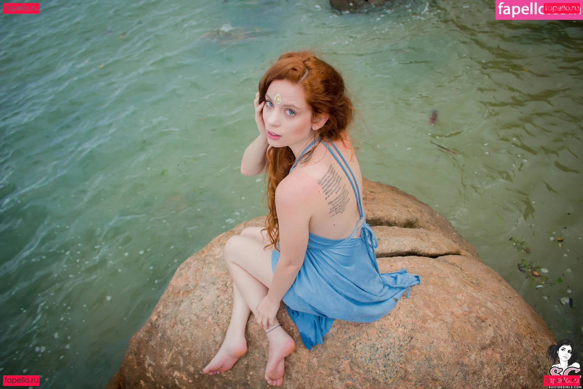 Aurora Onlyfans Photo Gallery 