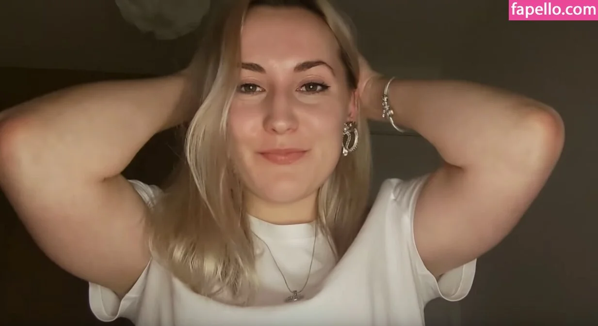 ASMR Shortbread Onlyfans Photo Gallery 