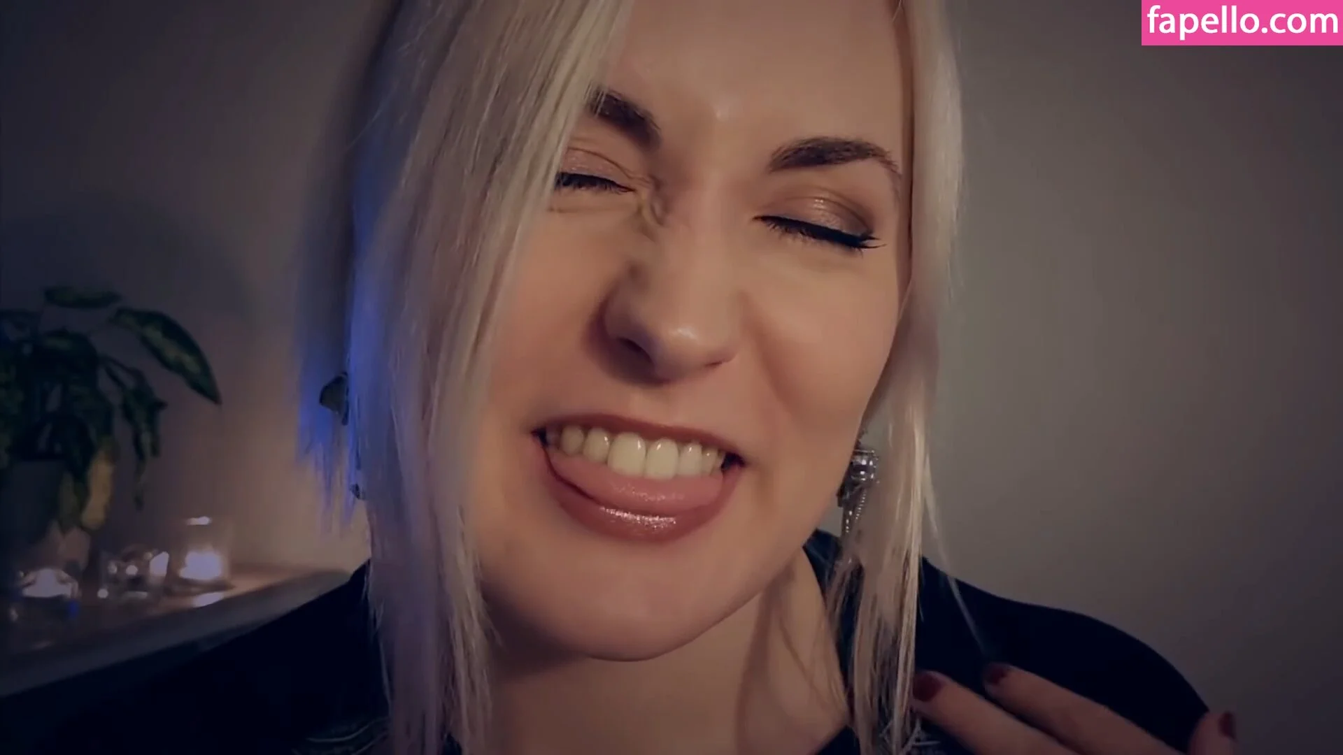 ASMR Shortbread Onlyfans Photo Gallery 