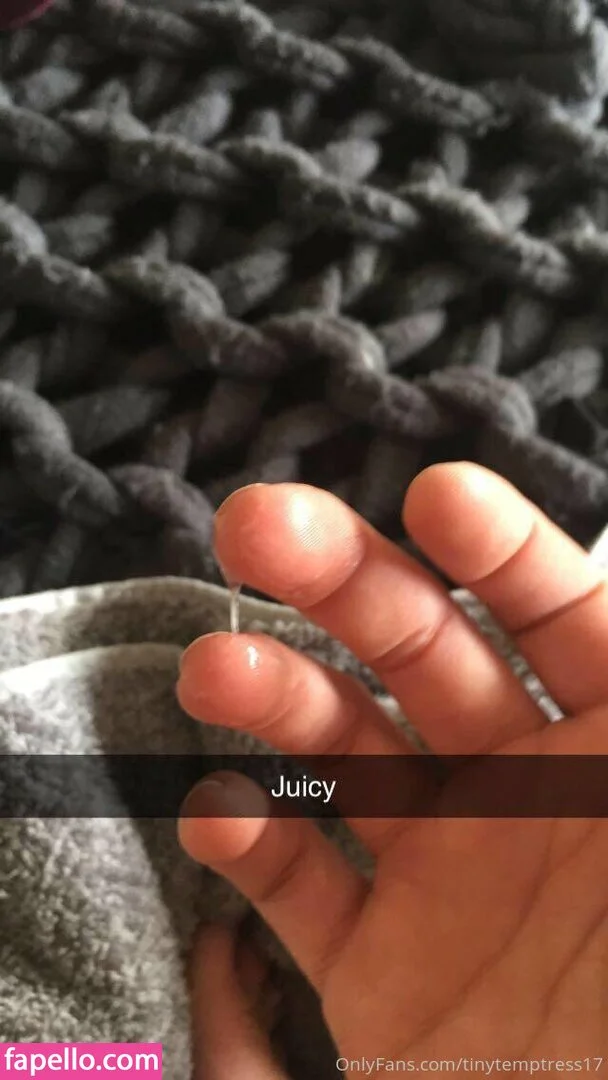 tinytemptress17 Onlyfans Photo Gallery 