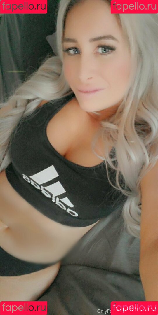 ashleygoldca Onlyfans Photo Gallery 