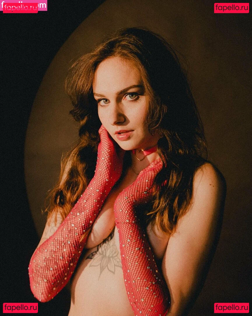 hales Onlyfans Photo Gallery 