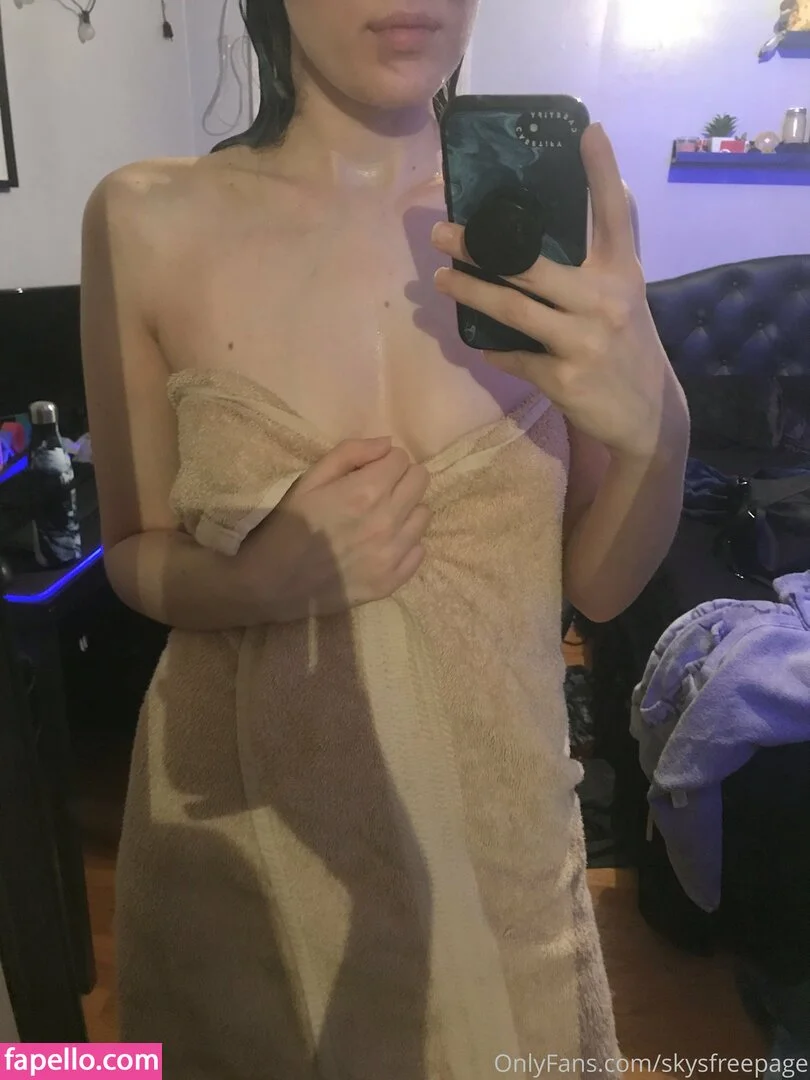 skysfreepage Onlyfans Photo Gallery 