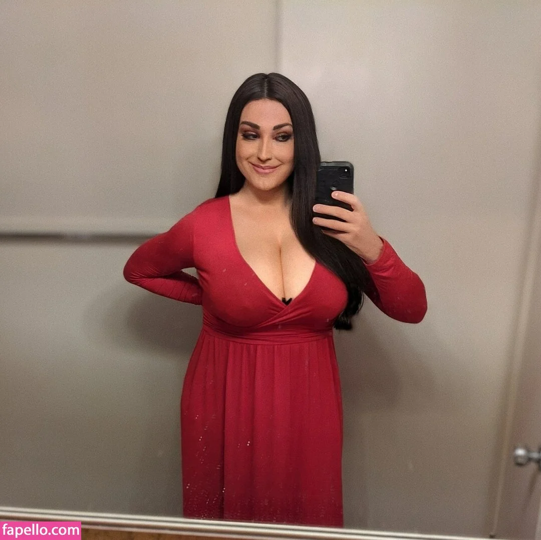 ThighHiBby Onlyfans Photo Gallery 